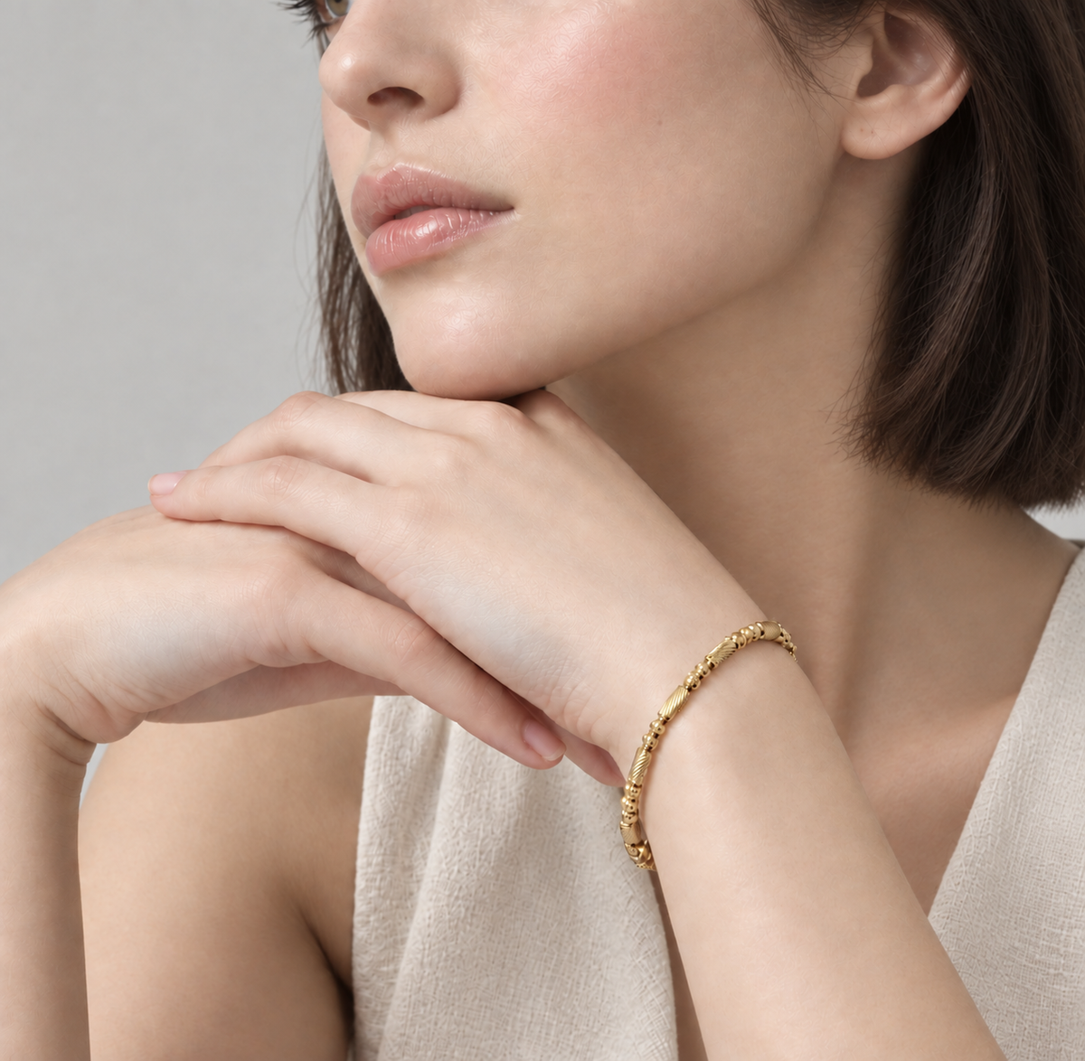 HALO BEADED BANGLE
