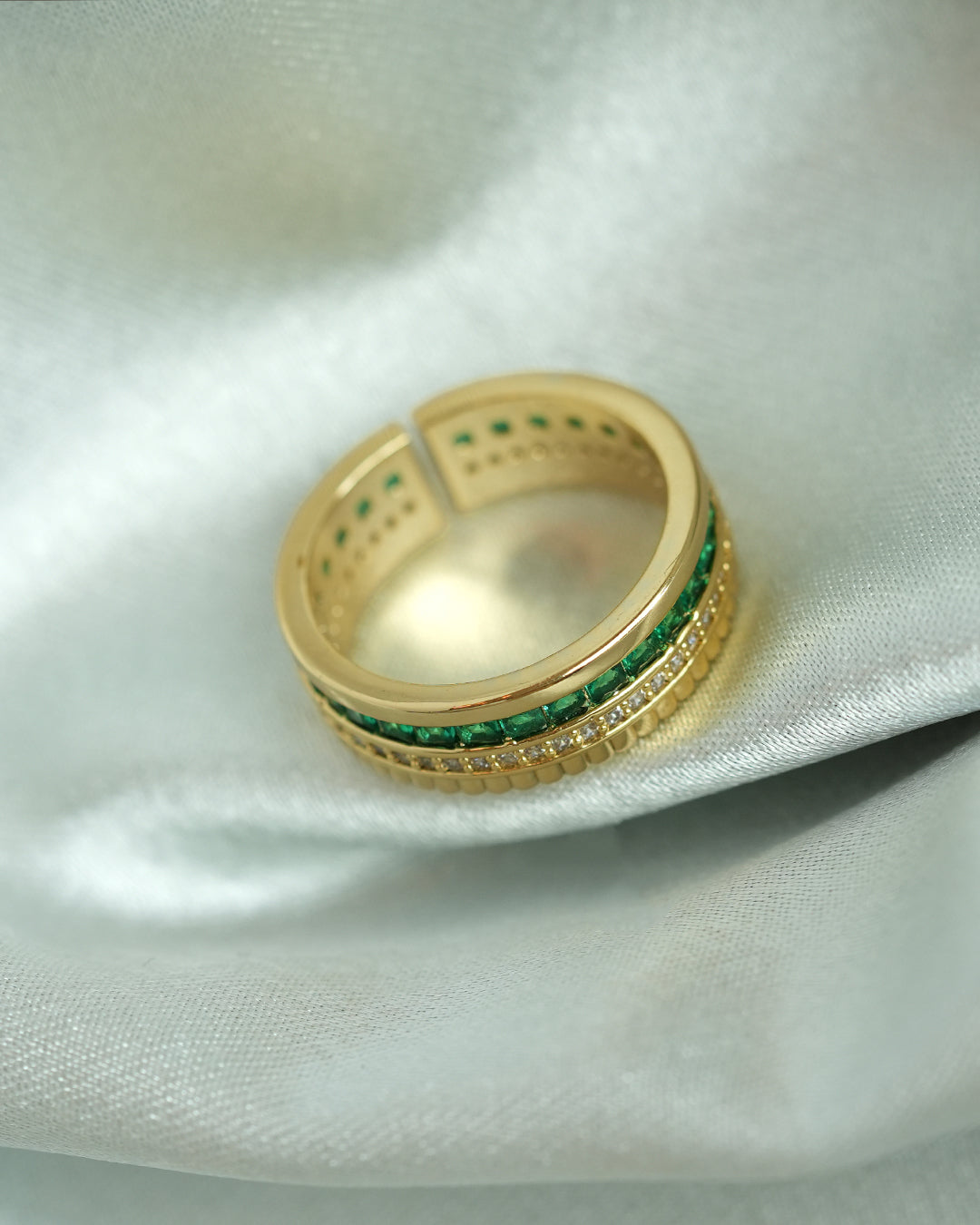 AURA RING